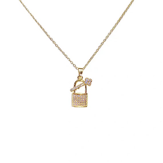 18K Gold Diamond Key Lock Pendant Necklace - Luxe Jewelry