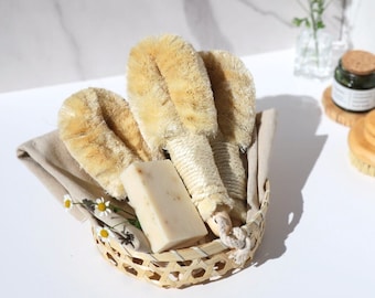 Dry Brush Sisal Body Brush 100% Natural Body Dry Brush Exfoliating for Glowing Skin Shower Dry Brushing Vegan Body Polish Chicken Skin