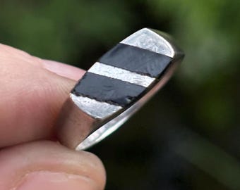 Vintage Mexican Silver and Onyx Inlay Stackable Signet  Ring Size 6.75