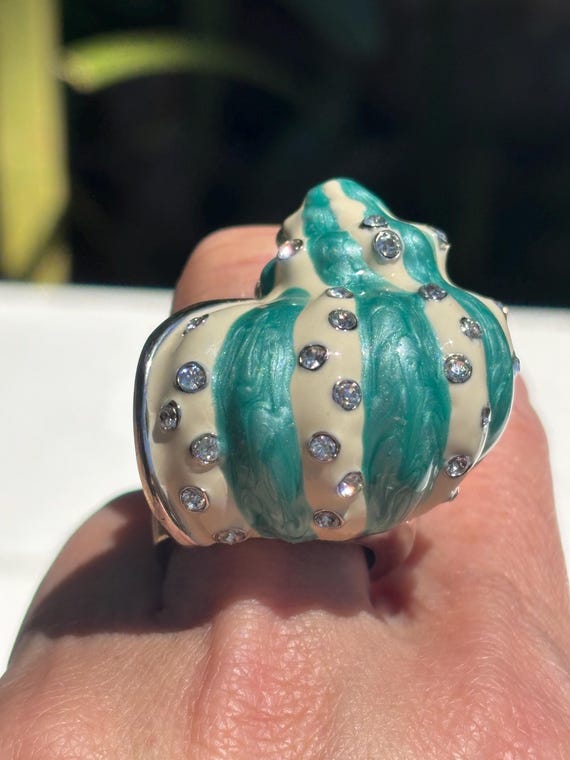 1990s Mermaid Princess Shell Statement Ring Size … - image 2