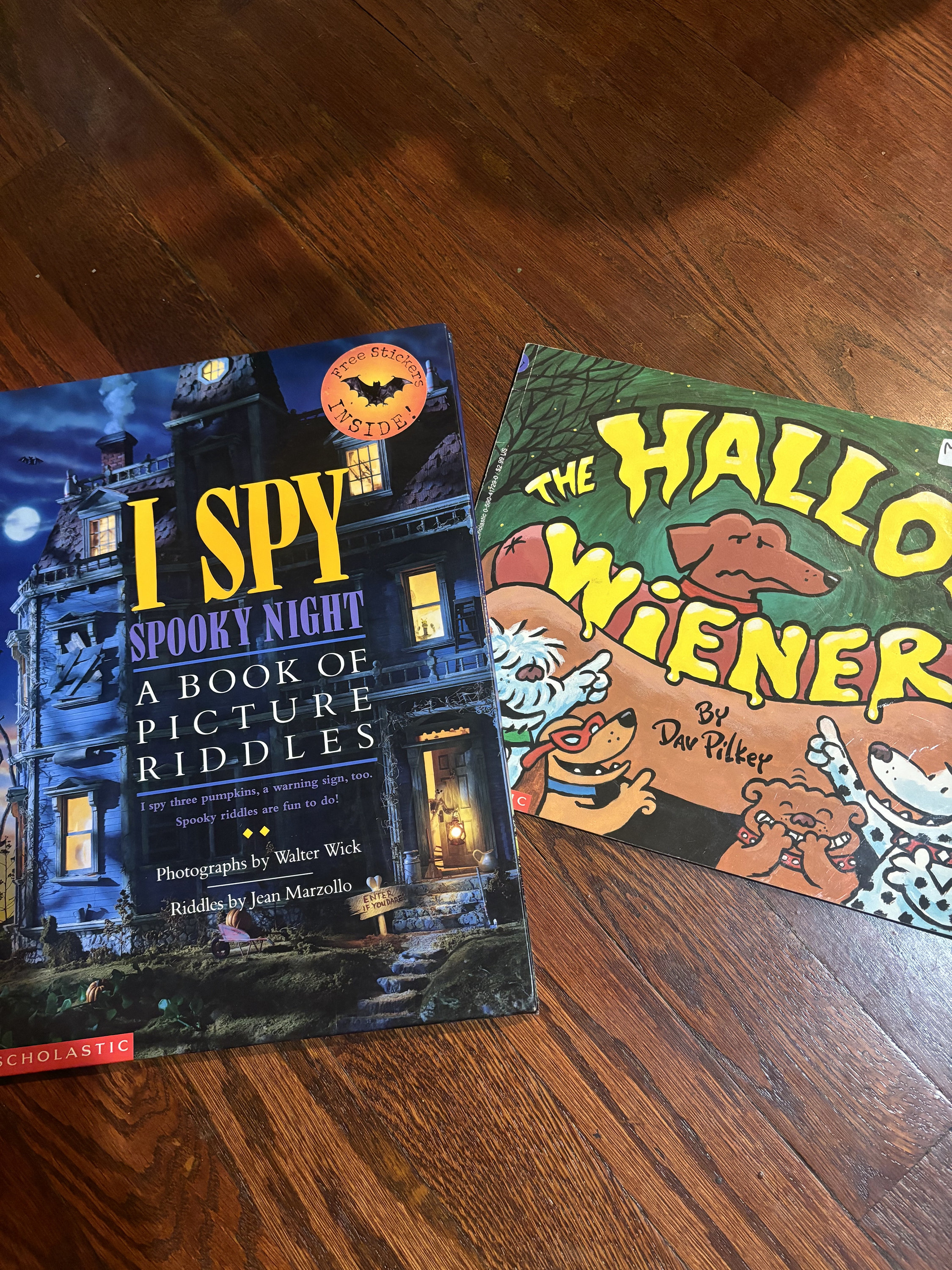 I Spy Spooky Night Hardcover Book and the Hallo-wiener Paperback Book Set 1990s Halloween Books Stickers in Hardcover - Etsy I Spy Spooky Night Hardcover Book and the Hallo-wiener Paperback Book Set 1990s Halloween Books Stickers in Hardcover - Etsy