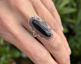 Taxco Silver Filigree and Onyx Oval Vintage Ring Stamped Mexico TD-25 Ring Size 7