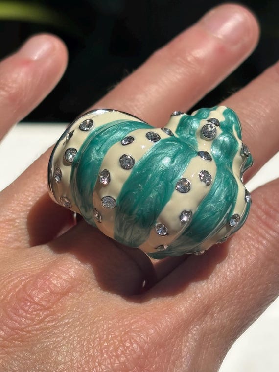 1990s Mermaid Princess Shell Statement Ring Size … - image 1