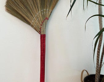 Deluxe Vietnamesischer Natur-Strohbesen / 40 "Handgefertigter weicher Grasbesen für drinnen und draußen / Choi Bong Co Viet Nam Cao Cap
