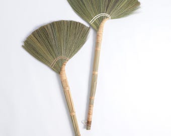 Deluxe Vietnamese Natural Straw Broom /45" Handmade Soft Grass Broom for Indoor & Outdoor/ Choi Bong Co Viet Nam Cao Cap