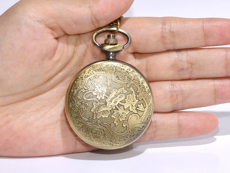 Roman Style Pocket watch Shell with metal dice for dnd patry with 45cm chain 5mm dice image 2