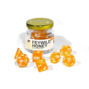 Conjunto de dados de miel Feywild / 7 dados poliédricos / Para mazmorras y dragones / Para DND / Dados de rol / RPG / d20 / Rol crítico / Dados D&D imagen 6