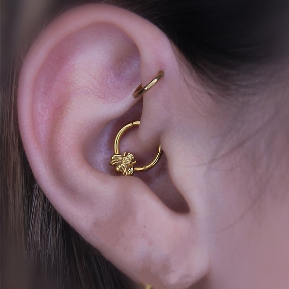 Daith bee best sale earrings