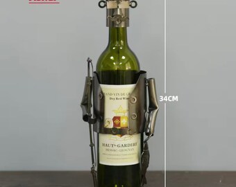 手作りの騎士の鎧ワインボトルホルダー：レトロな金属製バー装飾