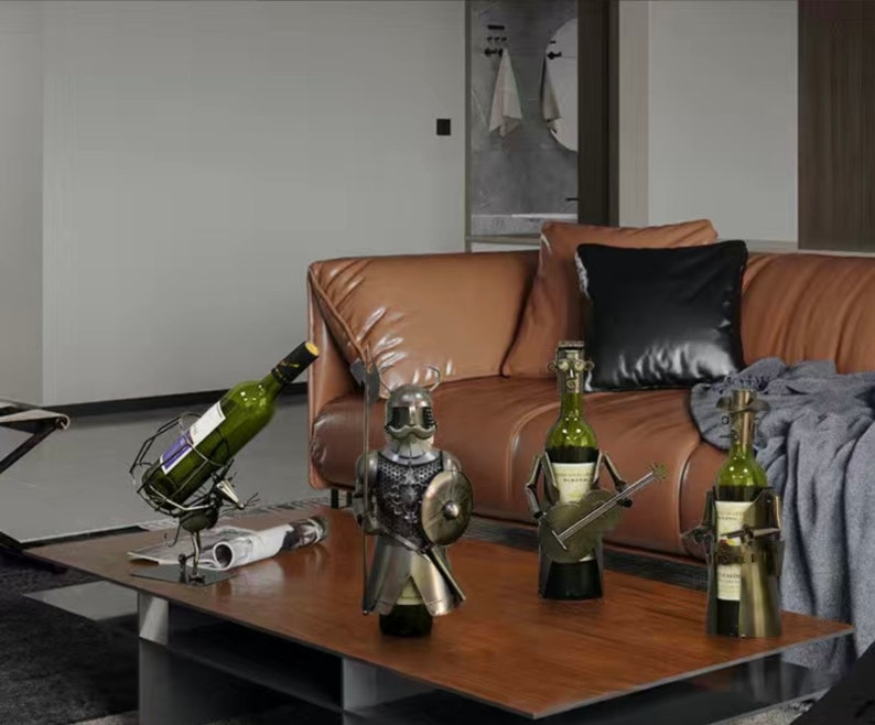 Handcrafted Wine Bottle Holder Retro Creative Metal Wine Rack for Countertop or Tabletop Home Bar Kitchen Décor Gift for Dad Knight's Armor