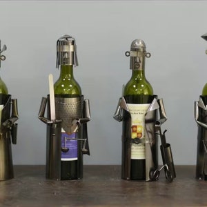 Handcrafted Wine Bottle Holder Retro Creative Metal Wine Rack for Countertop or Tabletop Home Bar Kitchen Décor Gift for Dad Guitarist
