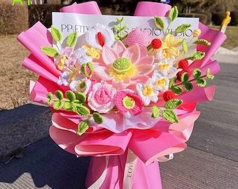 Custom Personalized Handmade Crochet Flower Bouquet — For Wedding, Graduation, Birthday, Baby Shower, Gift for Loved One