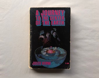 A Journey to the Center of the Earth by Jules Verne (1973) - Vintage PAPERBACK