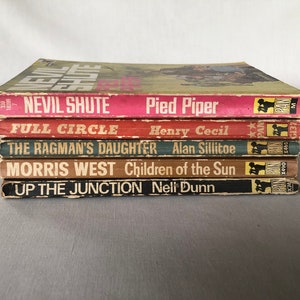 Set of 5 Vintage Great Pan Books Various Authors with vibrant covers 1958 1969 image 8