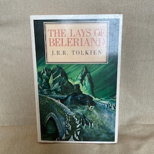 The Lays of Beleriand // J.R.R. Tolkien // Unwin Paperbacks // 1987 // Vintage Paperback