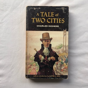 A Tale of Two Cities // Charles Dickens // 1963 // Vintage Paperback