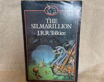 The Silmarillion by J.R.R. Tolkien // Unwin Paperbacks // 1985 // Vintage