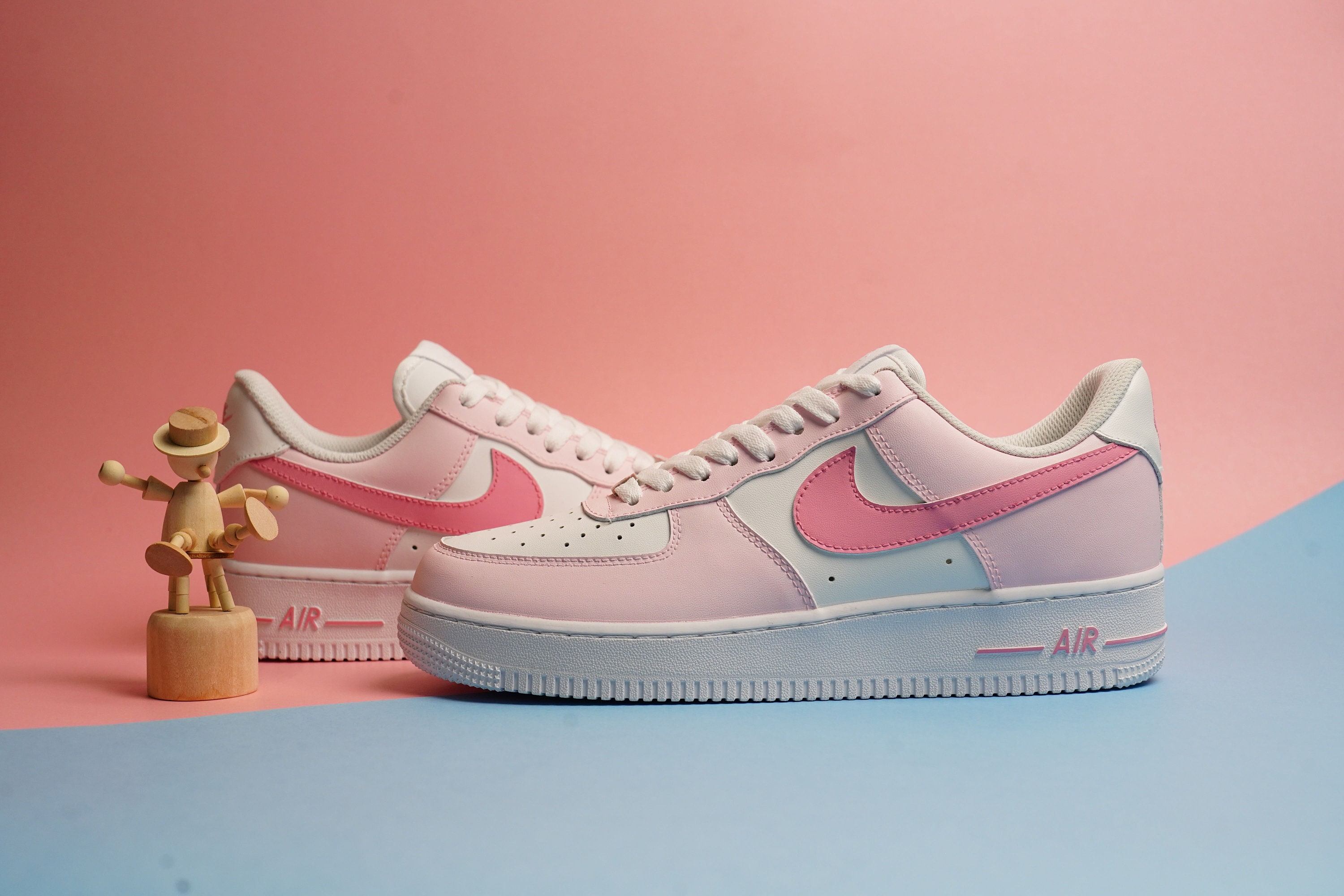 Nike bubble shoes pink deals