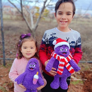 Schema PDF per l'uncinetto di peluche amigurumi Grimice di Buon Natale immagine 2