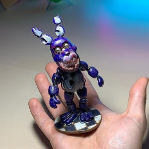 Realistic mini model of Bonnie (Redesigned by MilkyClay)