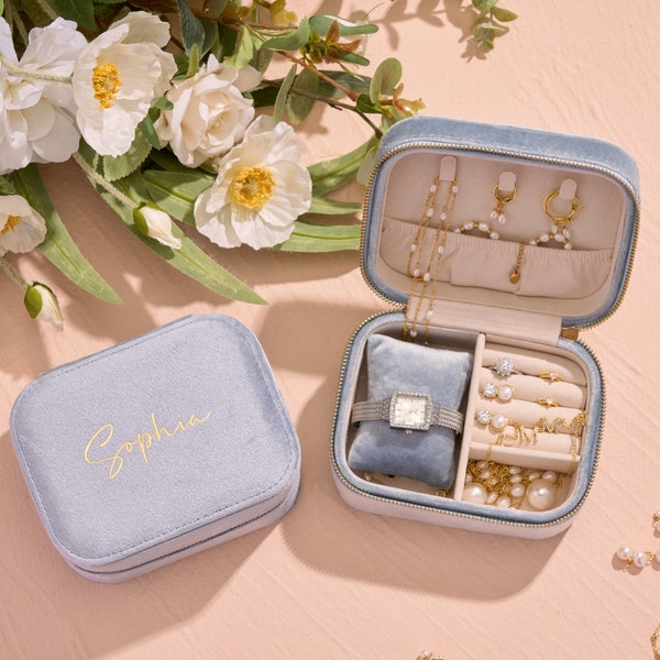 Caja de joyería de terciopelo personalizada, regalos para damas de honor con nombre permanente, regalo de boda, regalo para ella, almacenamiento de relojes, regalo para mamá, regalo para Gigi
