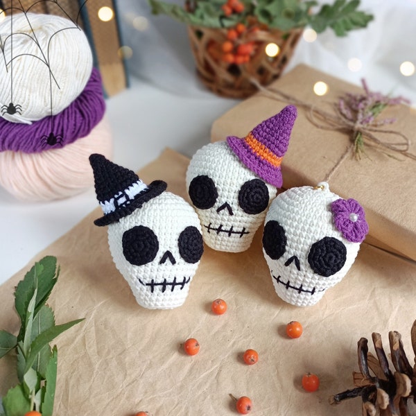 Halloween crochet pattern skull, Skull crochet pattern, Spooky Halloween pattern, Fall crochet toy