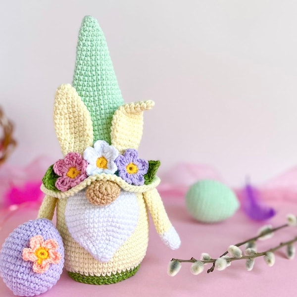 Crochet Easter Gnome Pattern, Mother's Day Crochet, Amigurumi Gnome Pattern, Gnome with Flower Crochet Pattern