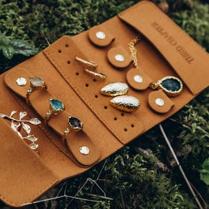 Foldable Suede Jewelry Travel Organizer: Necklace, Ring, Earring Case