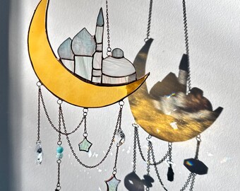 Lua de vitral com cristais Swarovski. Decoração de janela inspirada na Turquia. Luminária celestial.