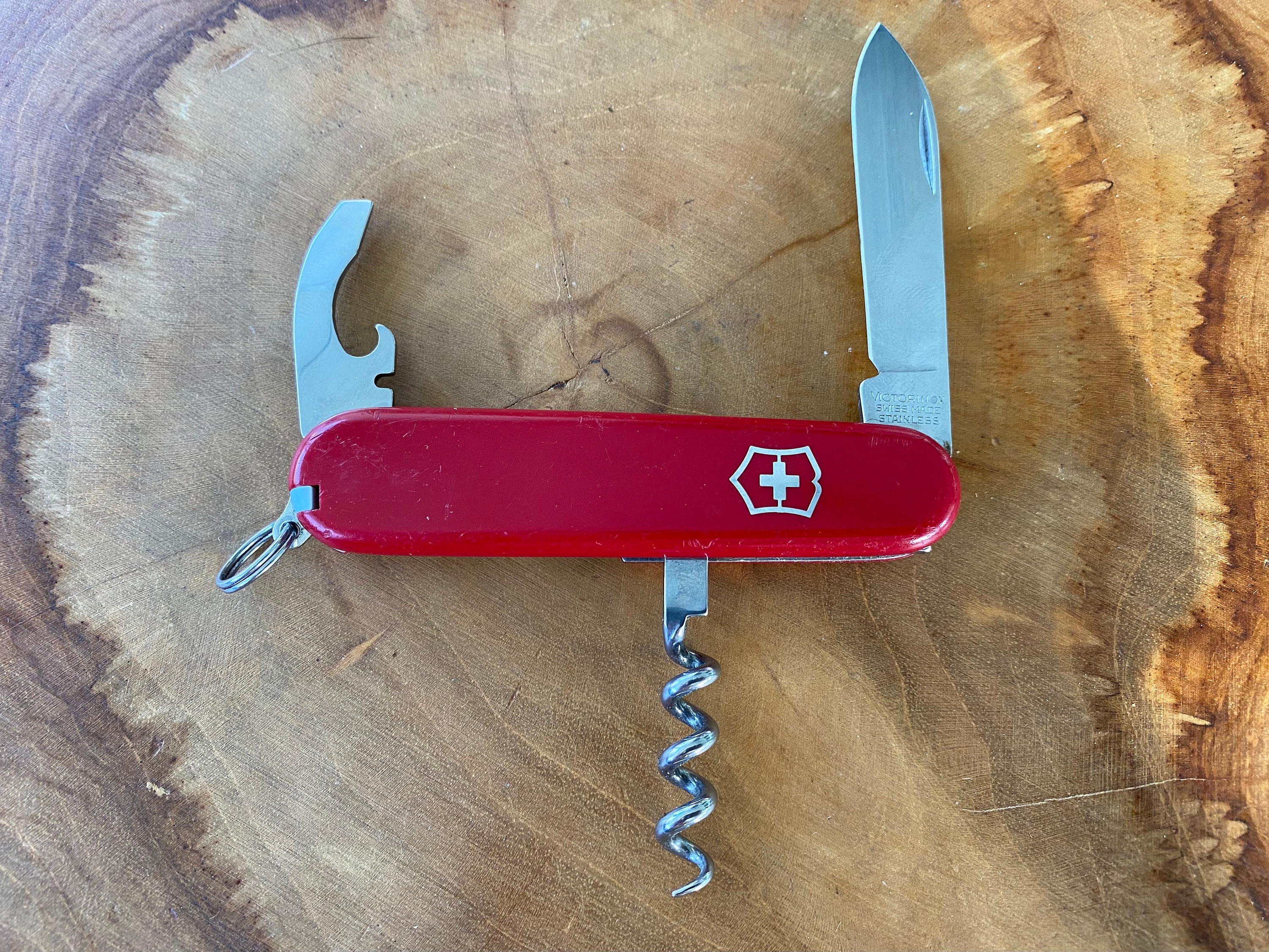 Victorinox Swiss Army Compact 