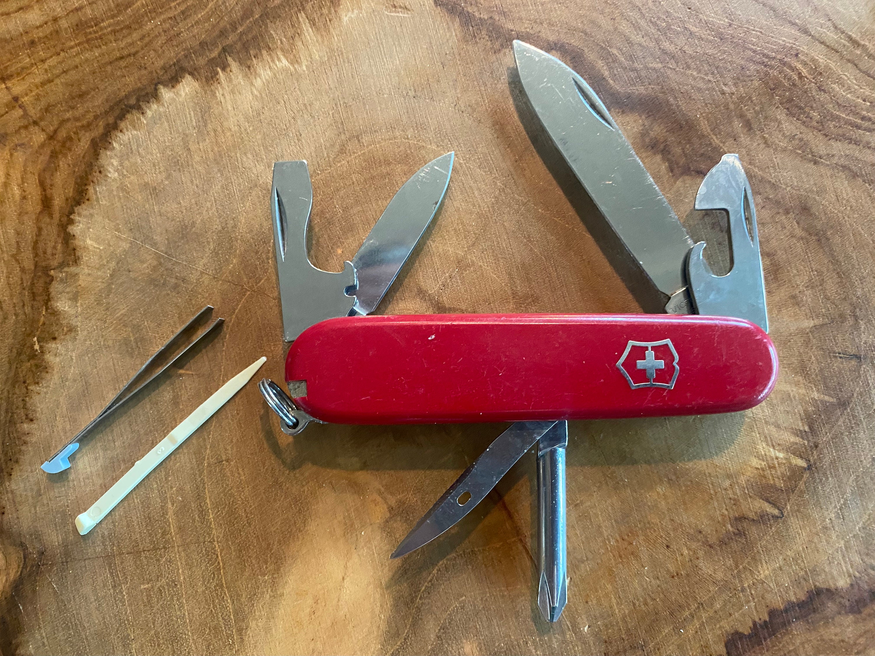 Embossed Aged Seigaiha wave Pattern Victorinox Classic SD Pocket Knife 