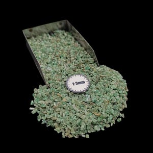 Coarse Crushed Natural Green Jade Gemstone 1-3mm For Wood Inlay Ring Inlay Fish tank Home art