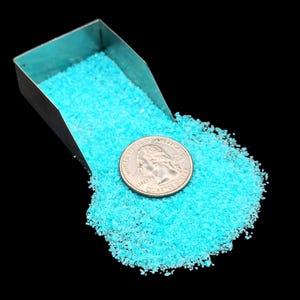 Apatite Pearl Effect Crushed Acrylic Powder: Resin & Nail Art (0.5-1mm)