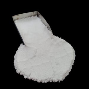 Natural Coarse Crushed Alum Gemstone Fine dust Sand Powder For Massage Powder Pigment Powder