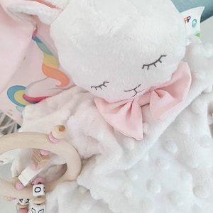 mit Name - Mädchen - Schnuffeltuch Kuscheltier Hase - Babygeschenk, Geschenk zur Geburt
