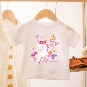 Bügelbild Einhorn – personalisiert mit Name & Zahl – Geburtstag Kinder – T-Shirt Geschenk – Prinzessin DIY