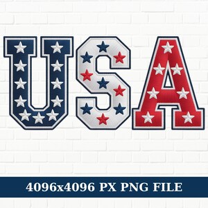 Può includere: Lettere USA ricamate in rosso, bianco e blu, con dettagli a stella. Le lettere sono bordate di bianco e blu, con un aspetto strutturato. L'immagine include il testo "4096x4096 PX PNG FILE".