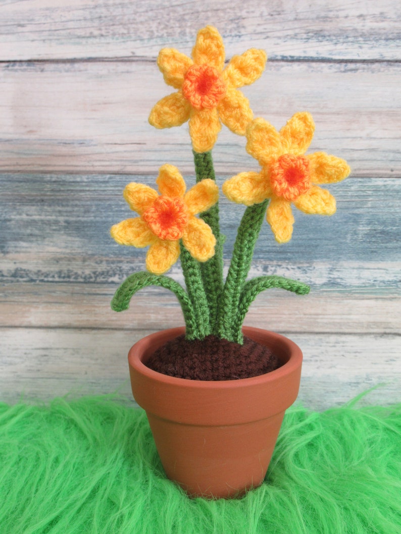 Crochet Spring Flowers, Daffodil Daisy Lavender, Blooming Lovely Flowers, Home decor, Experienced Beginner, PDF pattern only image 5