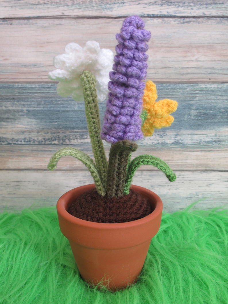 Crochet Spring Flowers, Daffodil Daisy Lavender, Blooming Lovely Flowers, Home decor, Experienced Beginner, PDF pattern only image 7