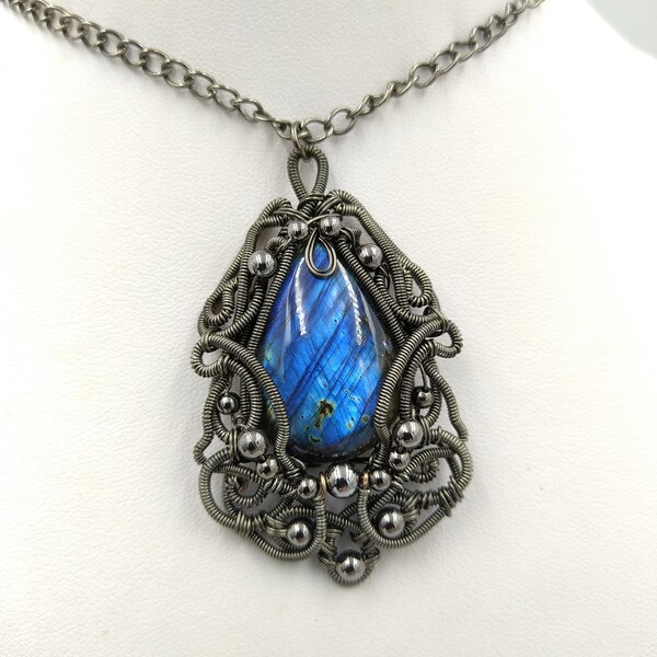 Intricate Wire Wrap - Etsy