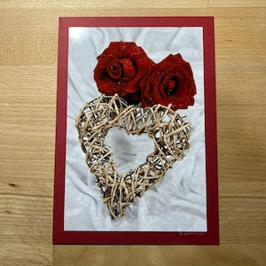 Glückwunschkarte mit echtem Foto – Holzherz mit Rosen