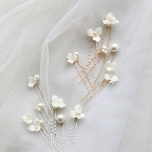 6 pezzi fermagli per capelli fiore in ceramica minimalista perla fermagli per capelli da sposa set orecchini da damigella d'onore accessorio per capelli regalo di nozze forcine per feste fatte a mano immagine 3