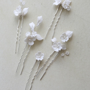 5Pcs White Ceramic Flower Pearl Hair Pins Bridal Hair Pins Bridesmaid Hair Accessories Valuable Wedding Gift Bride Handmade Party Hairpins Silber