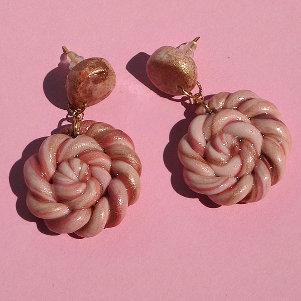 Boucles d'oreilles en argile polymère moderne, Pink Shell Polymer Clay, faits à la main, acier inoxydable, Lina Flowrez Shop