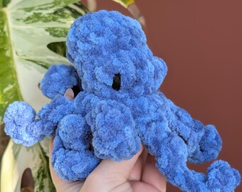 Crochet Grumpy Octopus Plushie: Soft Blanket Yarn - UKCA Compliant