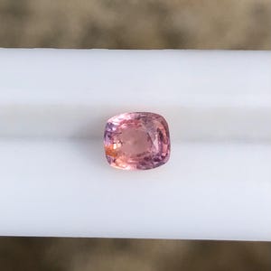 1.34カラット バイカラーサファイア パープルオレンジミックス 送料無料