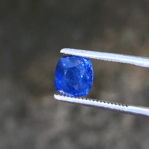 2.15カラット コーンフラワーブルーサファイア クッションルースジェムストーン 送料無料
