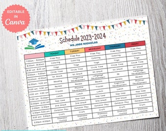 Op de afbeelding: Een kleurrijk afdrukbaar schema voor een kleuterklas. Het schema is verdeeld in 30 minuten tijdsloten van 7:00 uur tot 16:00 uur. Elke dag van de week wordt vermeld met activiteiten voor die dag, waaronder vrij spelen, kleuren, yoga, kringtijd, snack, lezen, pauze, lunch, dutje, buiten spelen en knutselen.