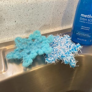 Dish Scrubbies Snowflake crochet pattern QUICK and EASY holiday dish scrubby fast Christmas gift beginner pattern PDF download