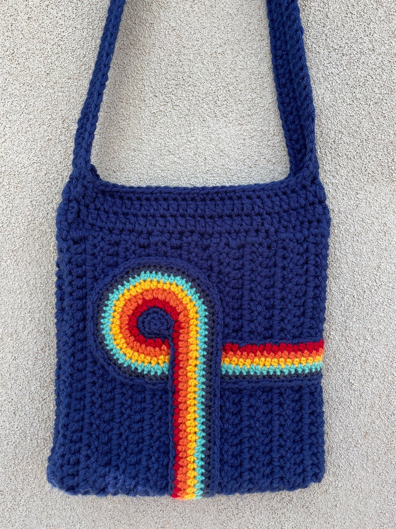 CROCHET PATTERN Infinity Rainbow Stripe Bag, 70s crochet tote, 70s inspired crossbody shoulder bag pattern, PDF Download image 2